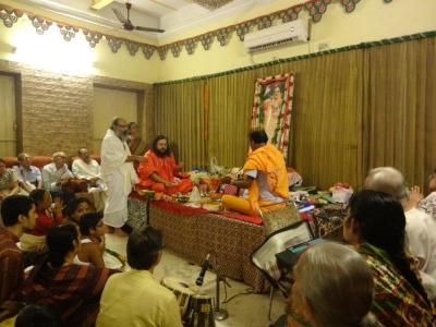 FB Guru Maharajji - Tirodhan Tithi 2013 (22).jpg