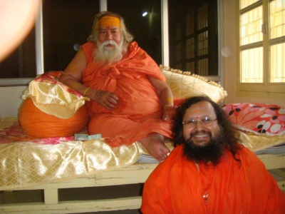 Shankaracharyaji's  visit 10-12-2011 (37).jpg