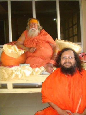 Shankaracharyaji's  visit 10-12-2011 (38).jpg